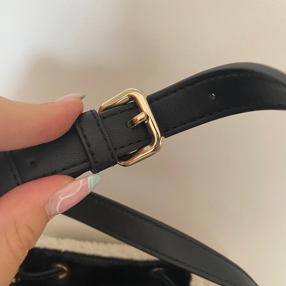 DKNY Tilly Stacked Logo Drawstring Bucket Bag - Picture 8 of 13